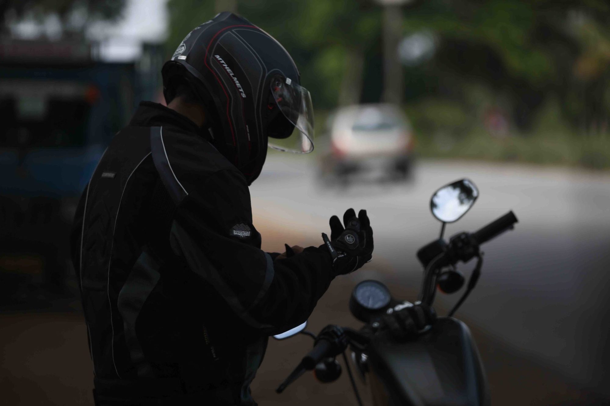 A motorcyclist getting ready to ride. Media sourced from Alabama Personal Injury.