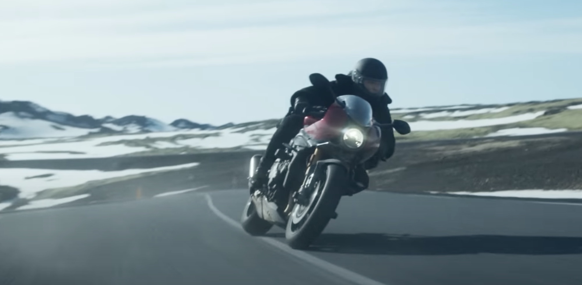 A view of the new Netflix hit "Heart of Stone" (2023), featuring Gal Gadot and her spiffy Speed Triple 1200 RR. Media sourced from Triumph and YouTube, aka Netflix.