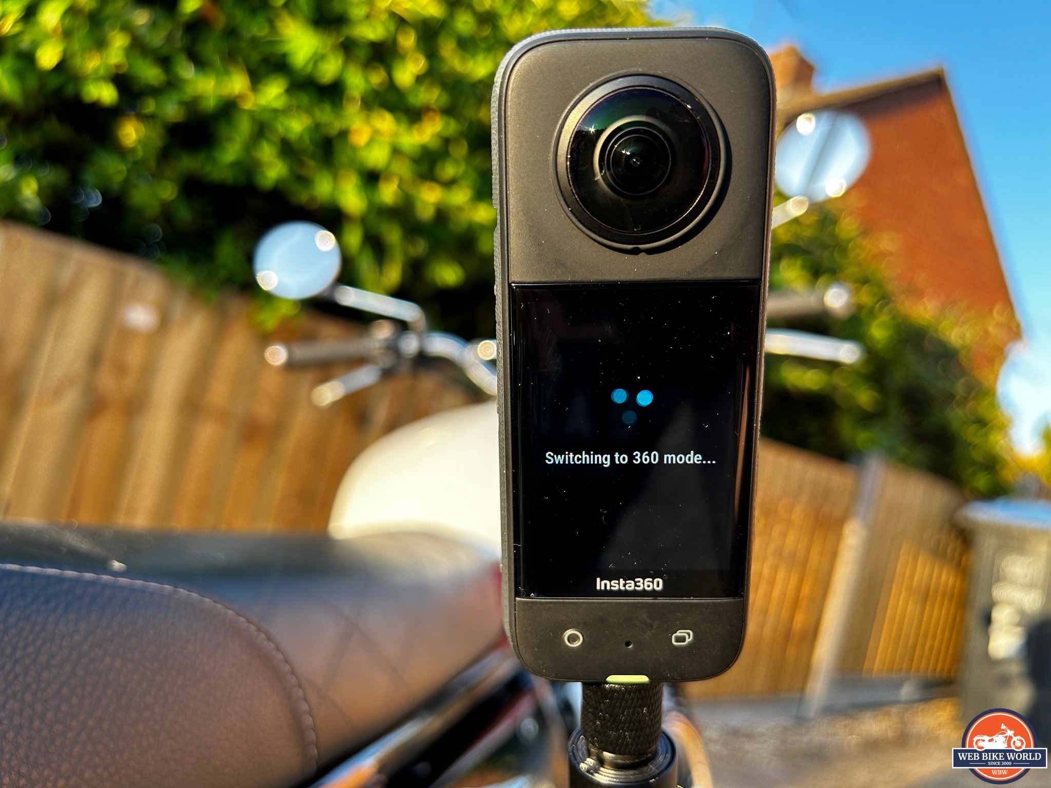Switching to 360 mode on the action camera