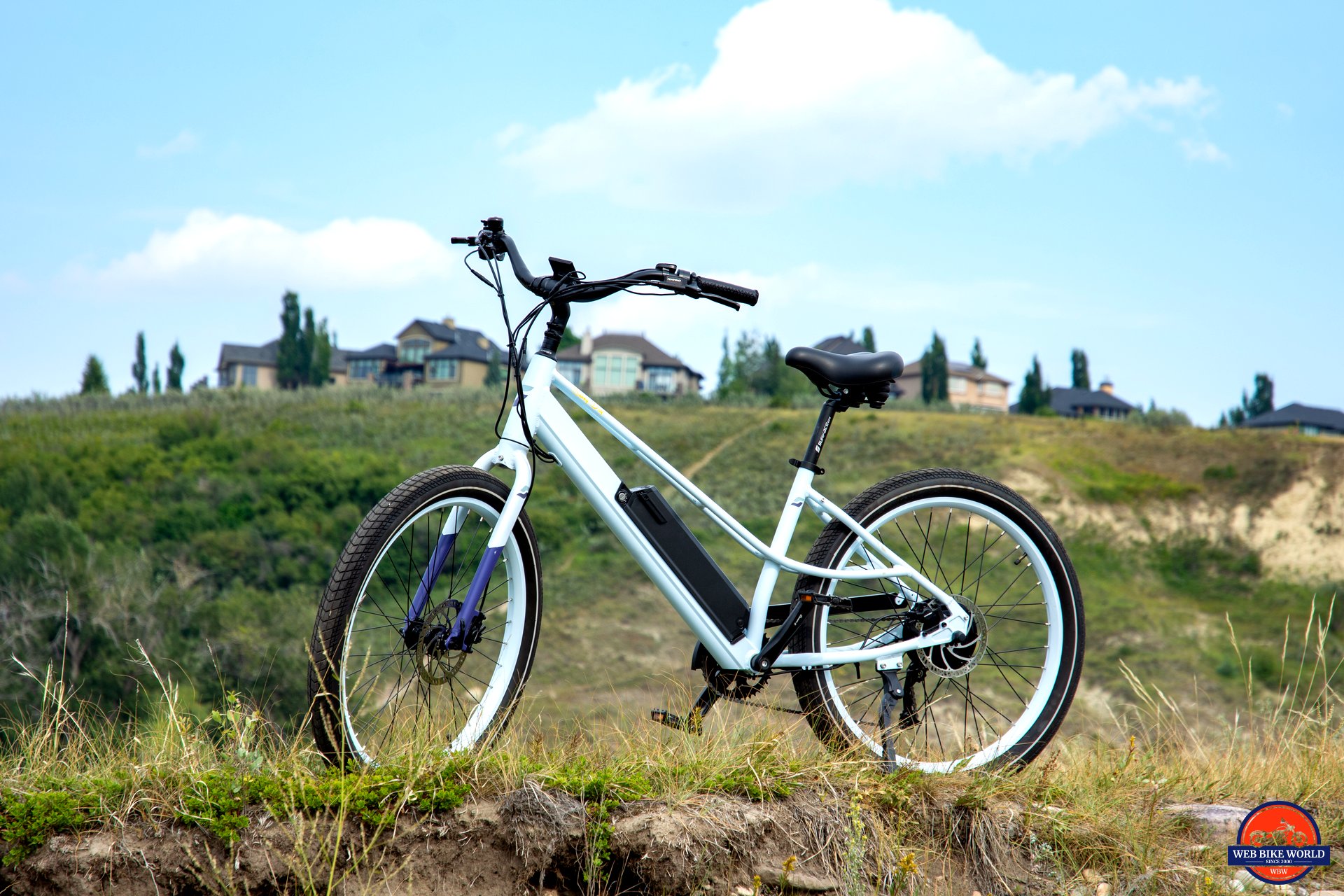 2023 Surface 604 Sunny Day cruiser ebike
