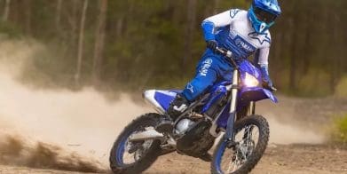 A view of Yamaha's newly-revised 2024 WR450F. Media sourced from DirectMotocross.