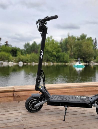 Apollo Phantom V3 scooter next to lake