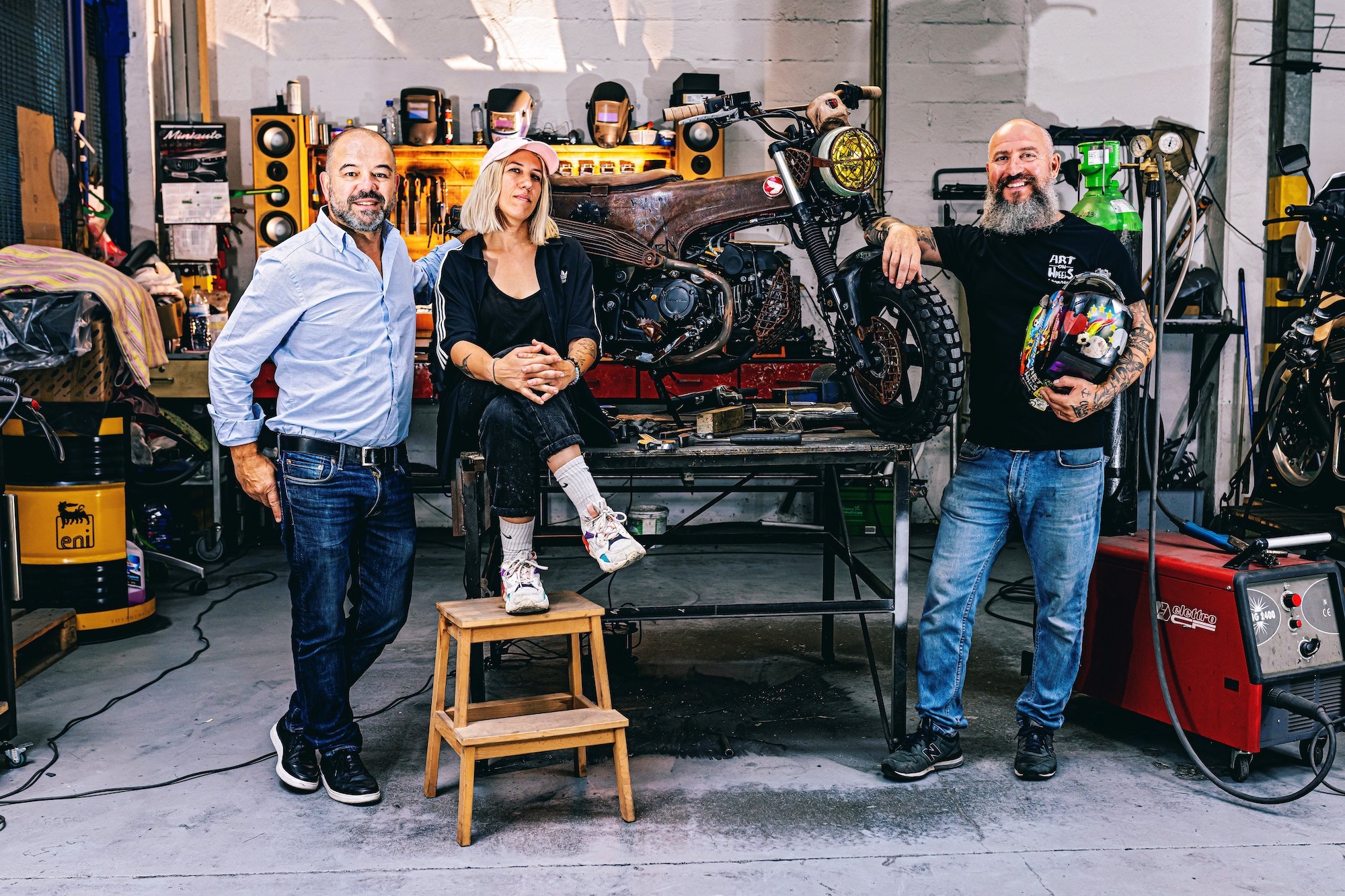 A Honda Dax "Furiosa." Built by artist Tamara Alves (@tamara_aalves) and the Art of Wheels Garage (@artonwheelsgarage). Media provided by Honda.