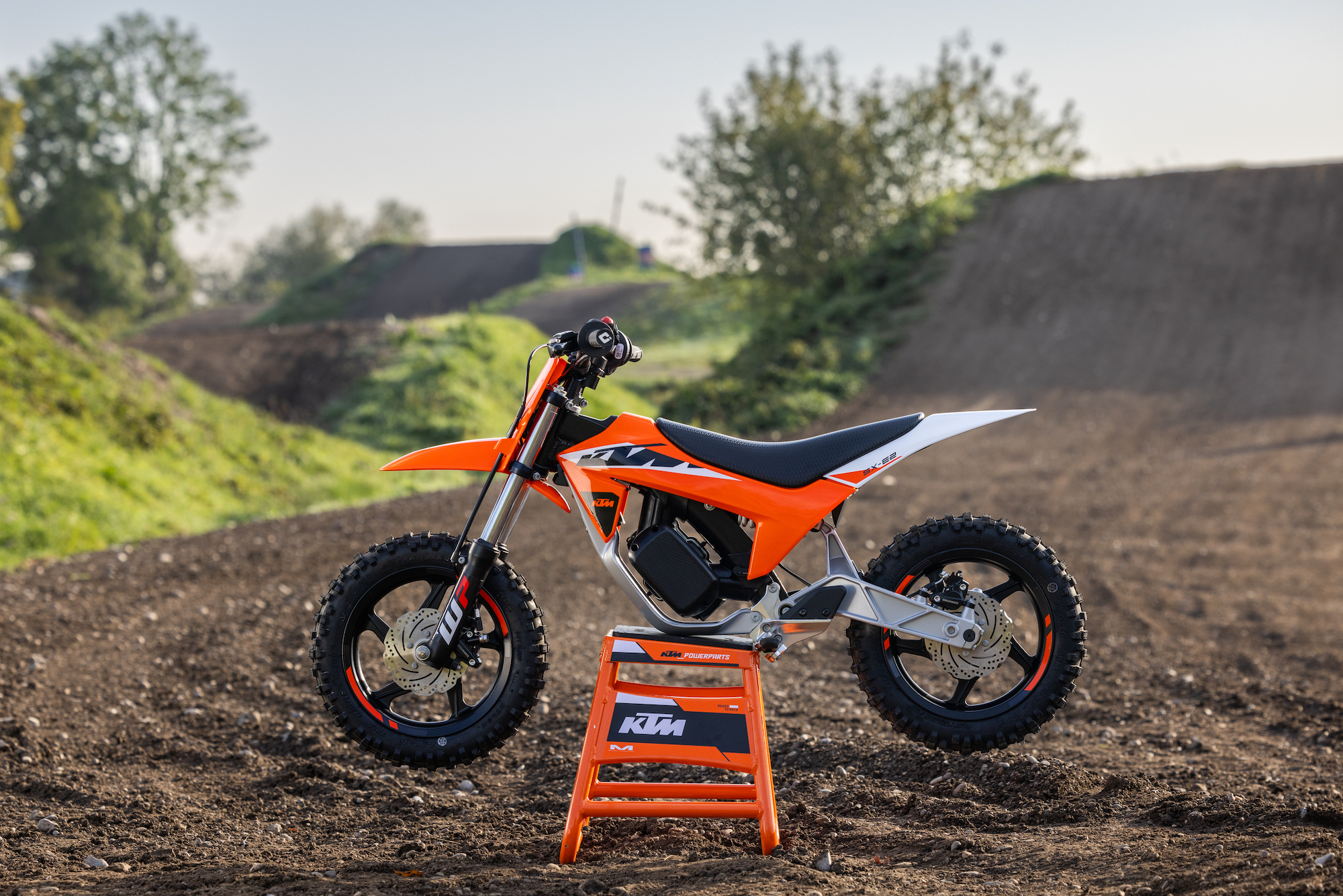 A view of KTM's all-new SX-E 2 racer. All media provided by KTM.