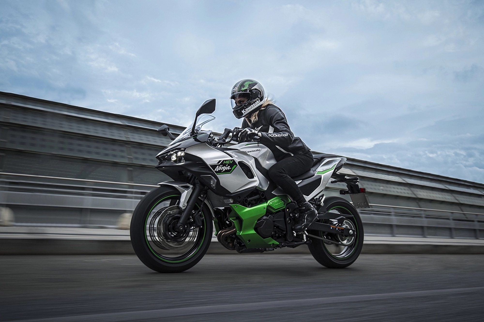 Kawasaki Introduces Ninja 7 HEV, World's First Mass-Produced