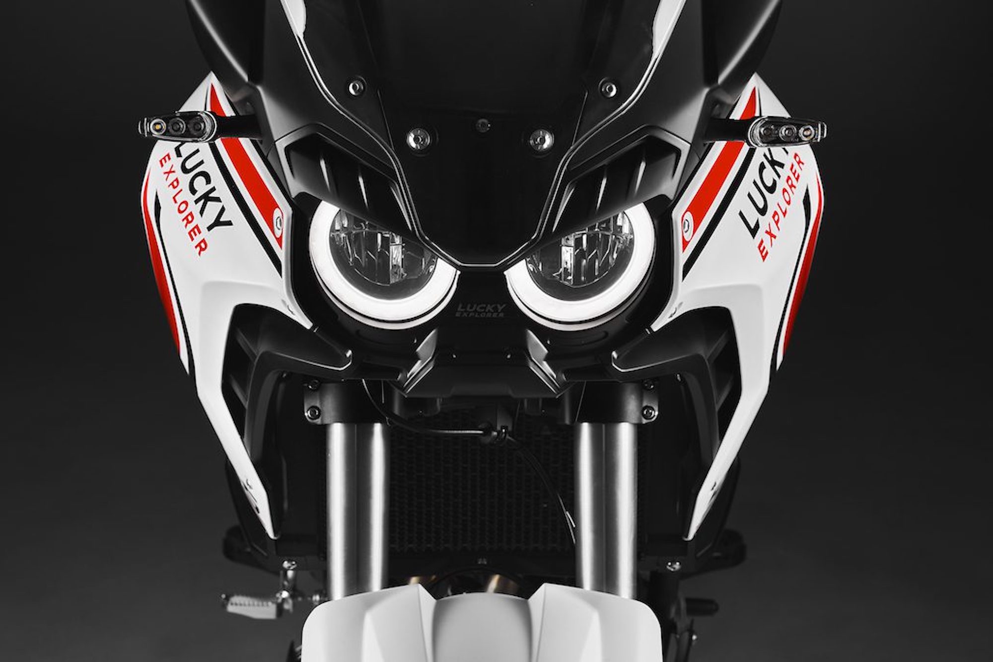 A view of MV Agusta's Lucky Explorer 9.5, which has been rebranded to "Enduro Veloce." Media sourced from Gear Junkie.