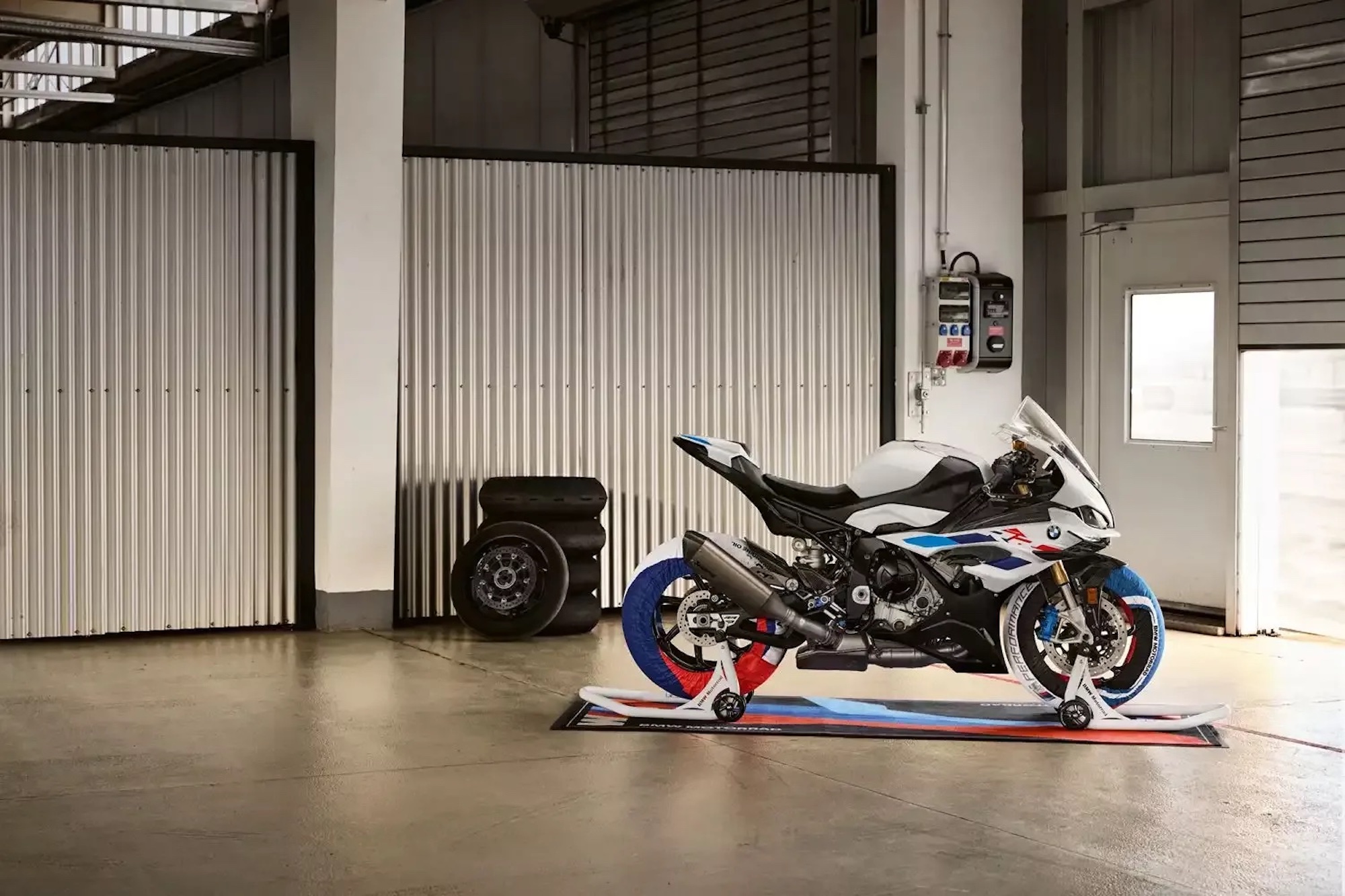 BMW Raises "Stop Sales" Notice for North America - webBikeWorld