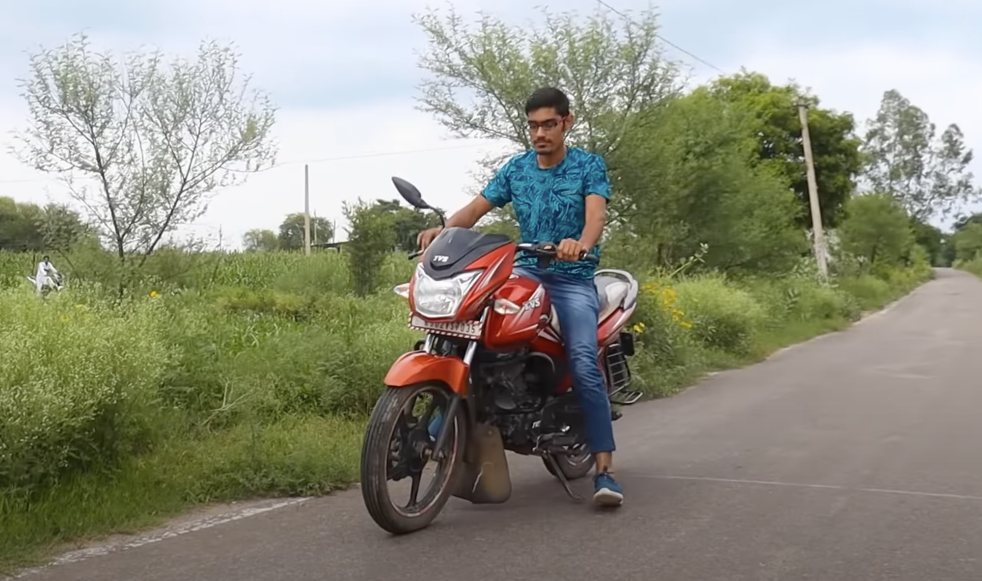 CrazyXYZ's coverage of a bike experiment with a TVS Victor. Media sourced from Youtube. 