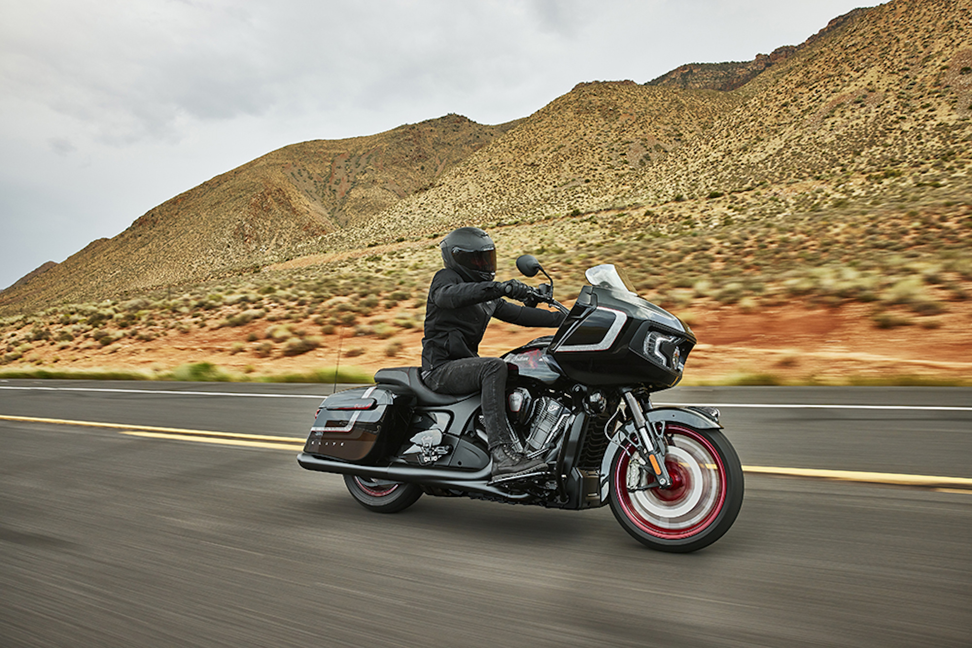 A view of the new Indian Challenger Elite. Media provided by Indian Motorcycles.