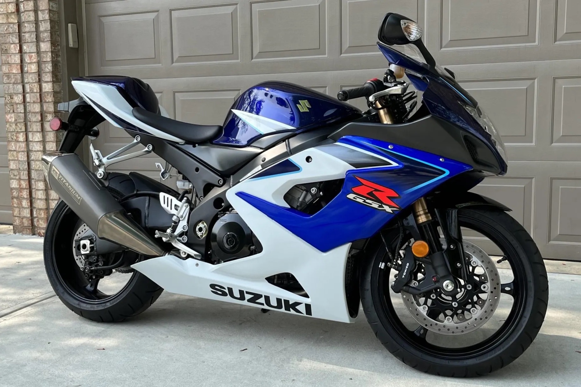 A view of a 2006 Suzuki GSX-R1000. Media provided by Bring A Trailer.