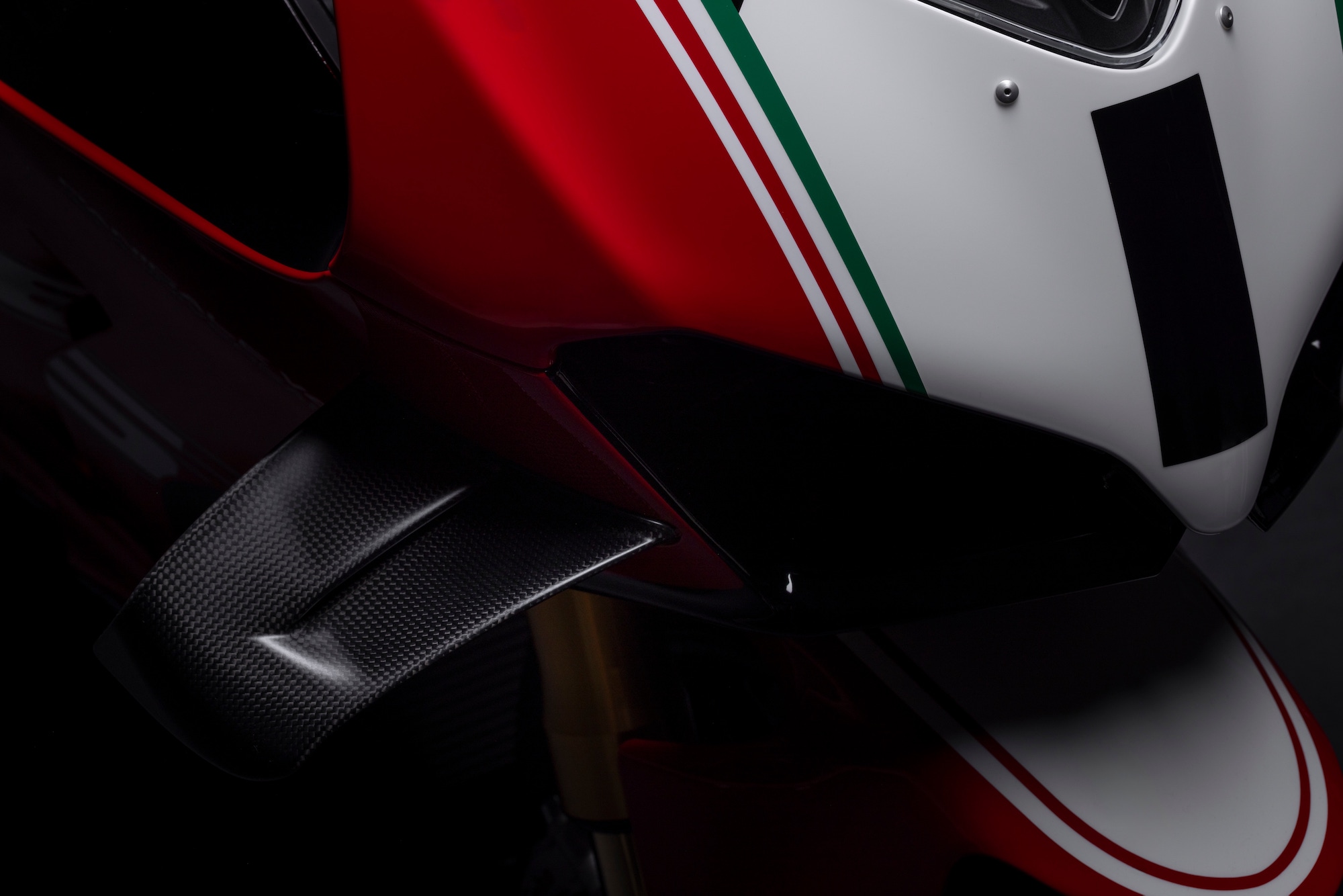 A view of the all-new Ducati 2024 Panigale V4 SP2 30° Anniversario 916. All media provided by Ducati. 