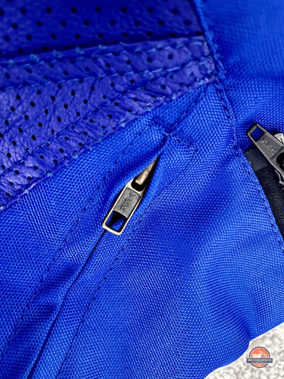Closeup of the YKK zippers on the pants