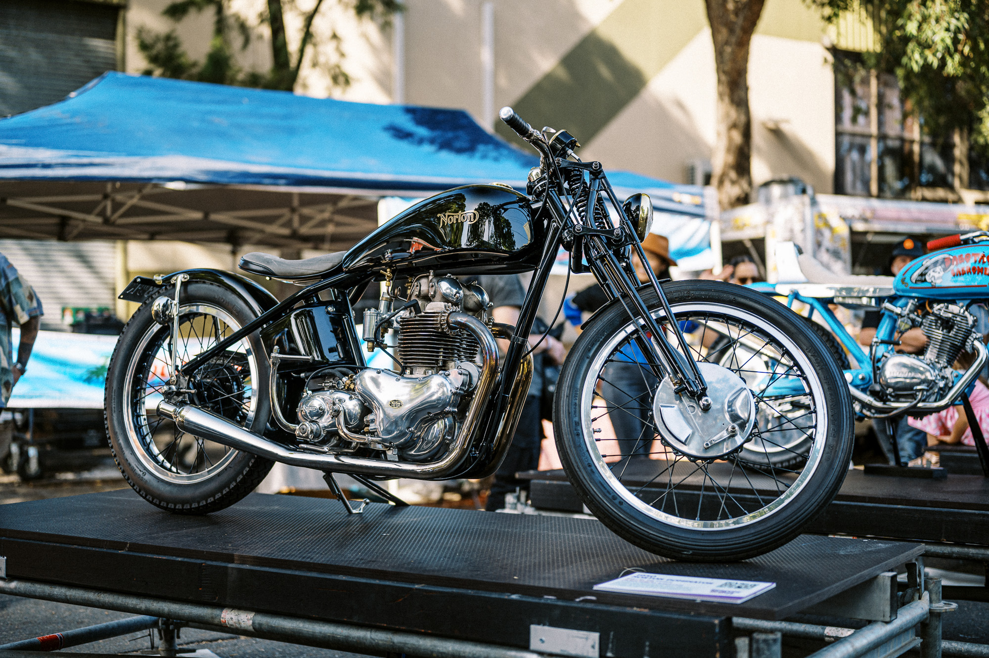 A Norton Dominator on display at Sydney's 2023 Throttle Roll motorcycles show.