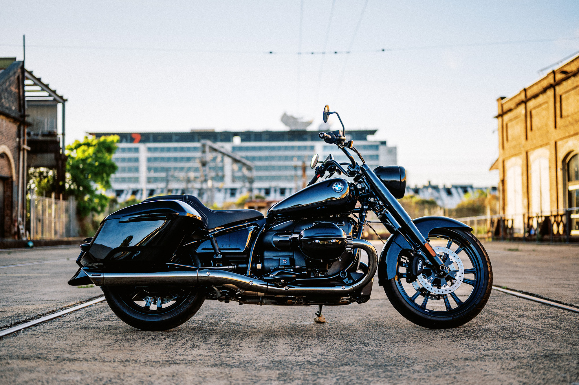 A 2023 BMW R18 Roctane Bagger
