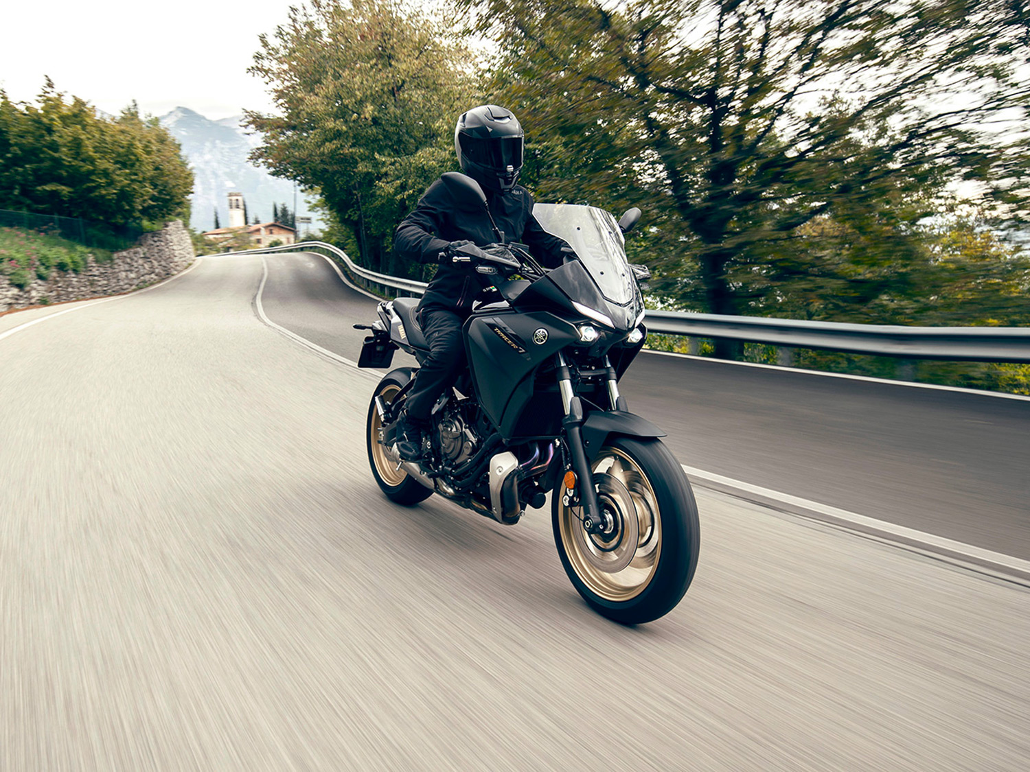 the 2023 Yamaha Tracer 7 Motorcycle