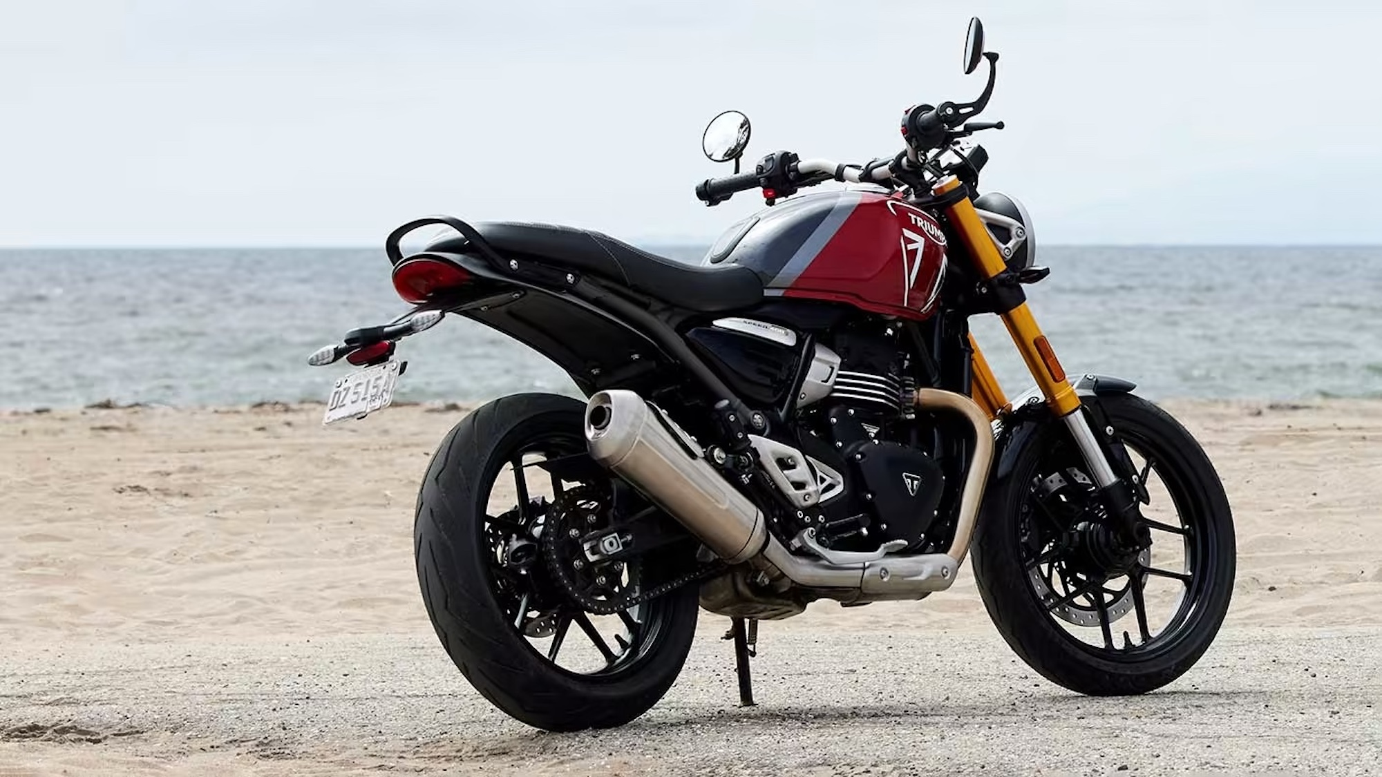 Rumor Has It Triumph s Working on a Beginner Friendly Thruxton