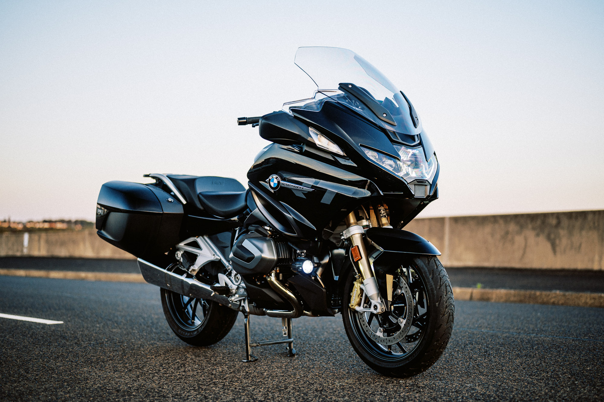Bmw triple black on sale