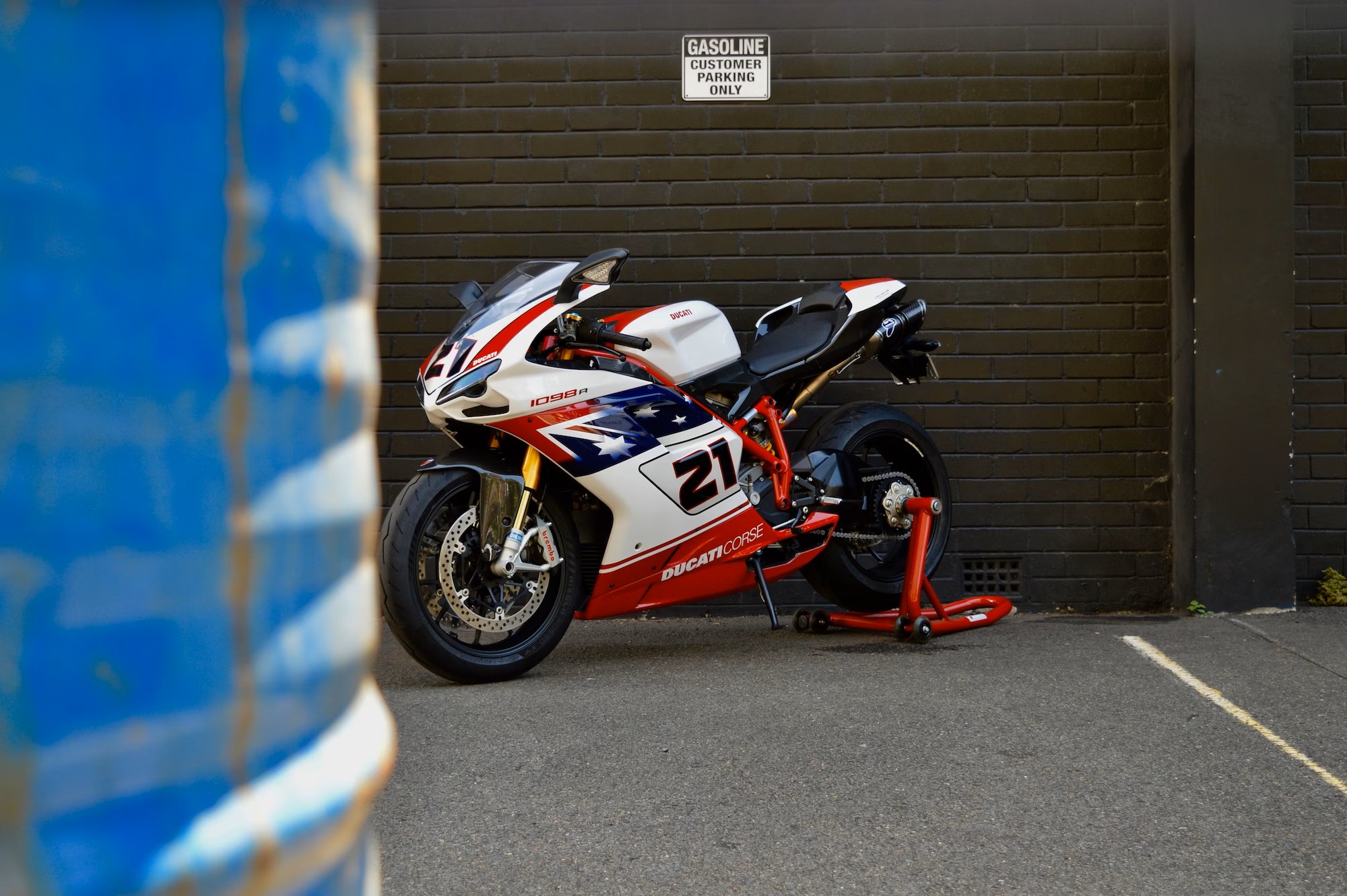Bike Of The Day: 2009 Ducati 1098R Troy Bayliss - webBikeWorld