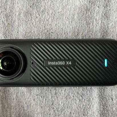 Insta 360 X4