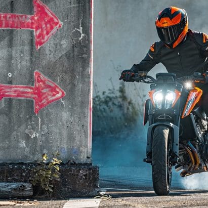 KTM's 790 Duke. Medi aprovided by KTM.