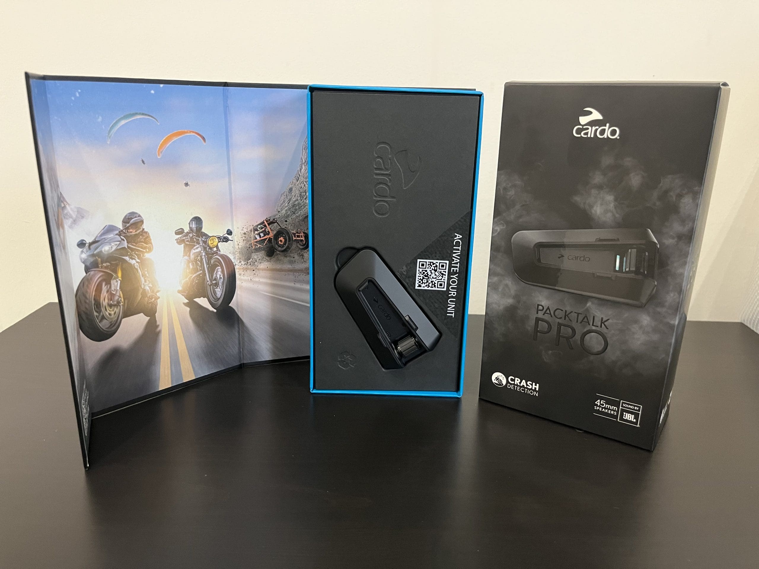 Cardo Packtalk Pro in packaging