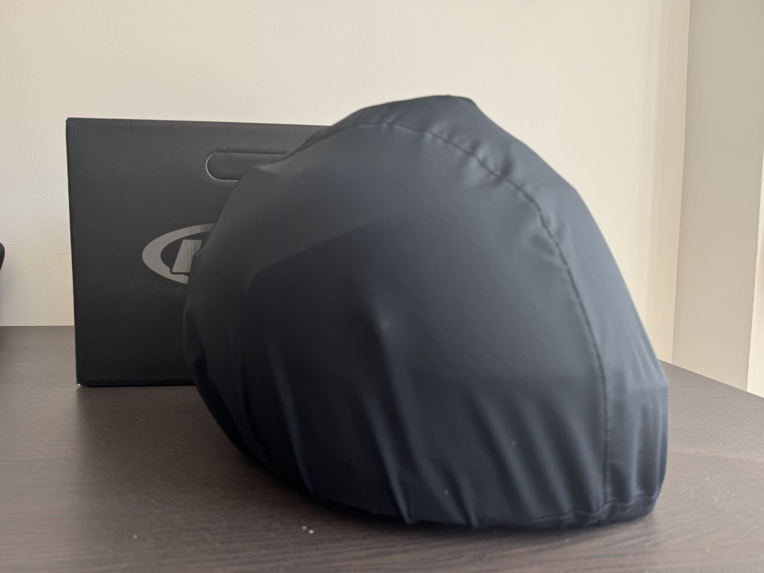 HJC RPHA 71 Carbon in its helmet bag