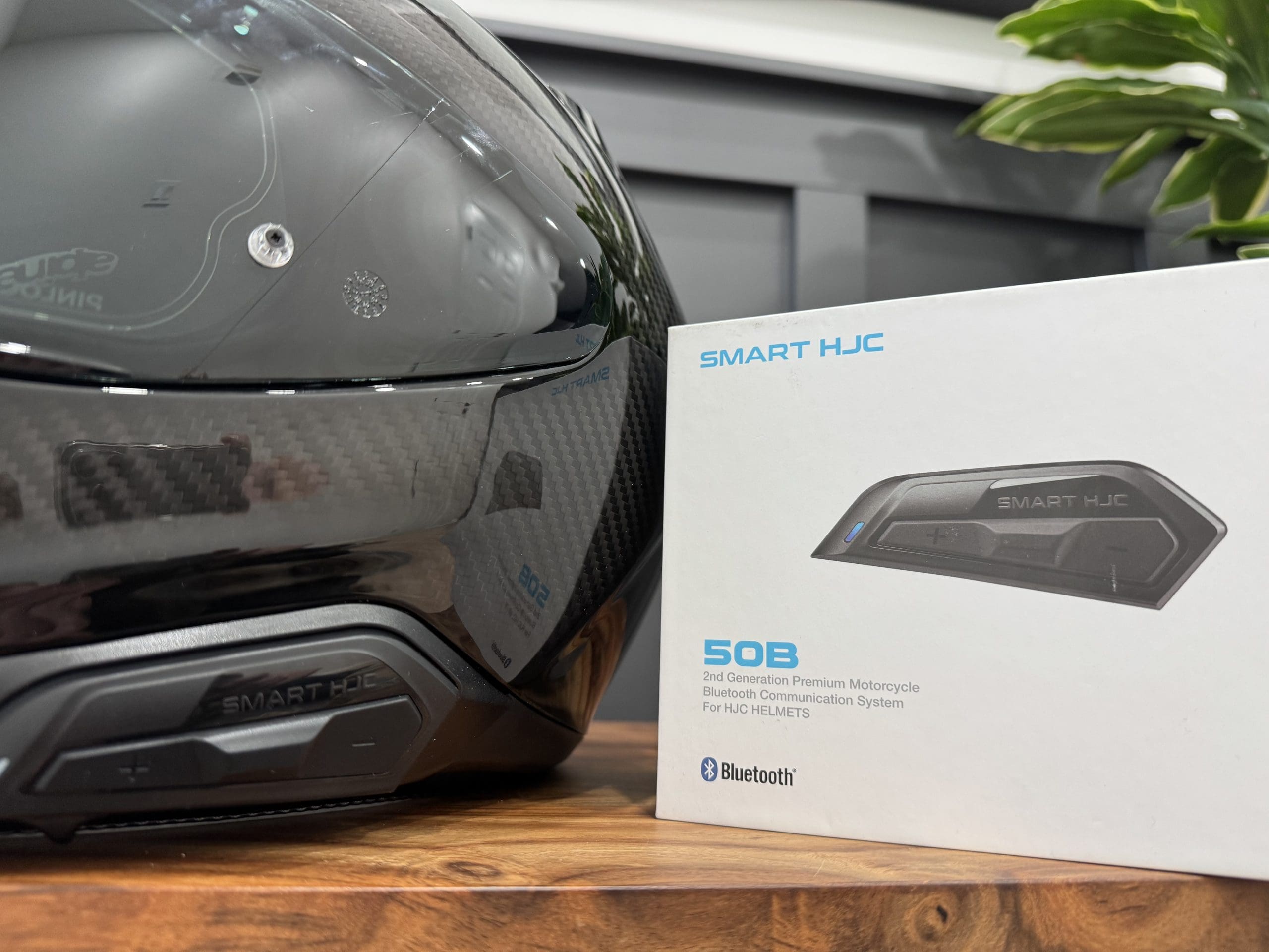 Sena SMART HJC 50B box and installed on a helmet