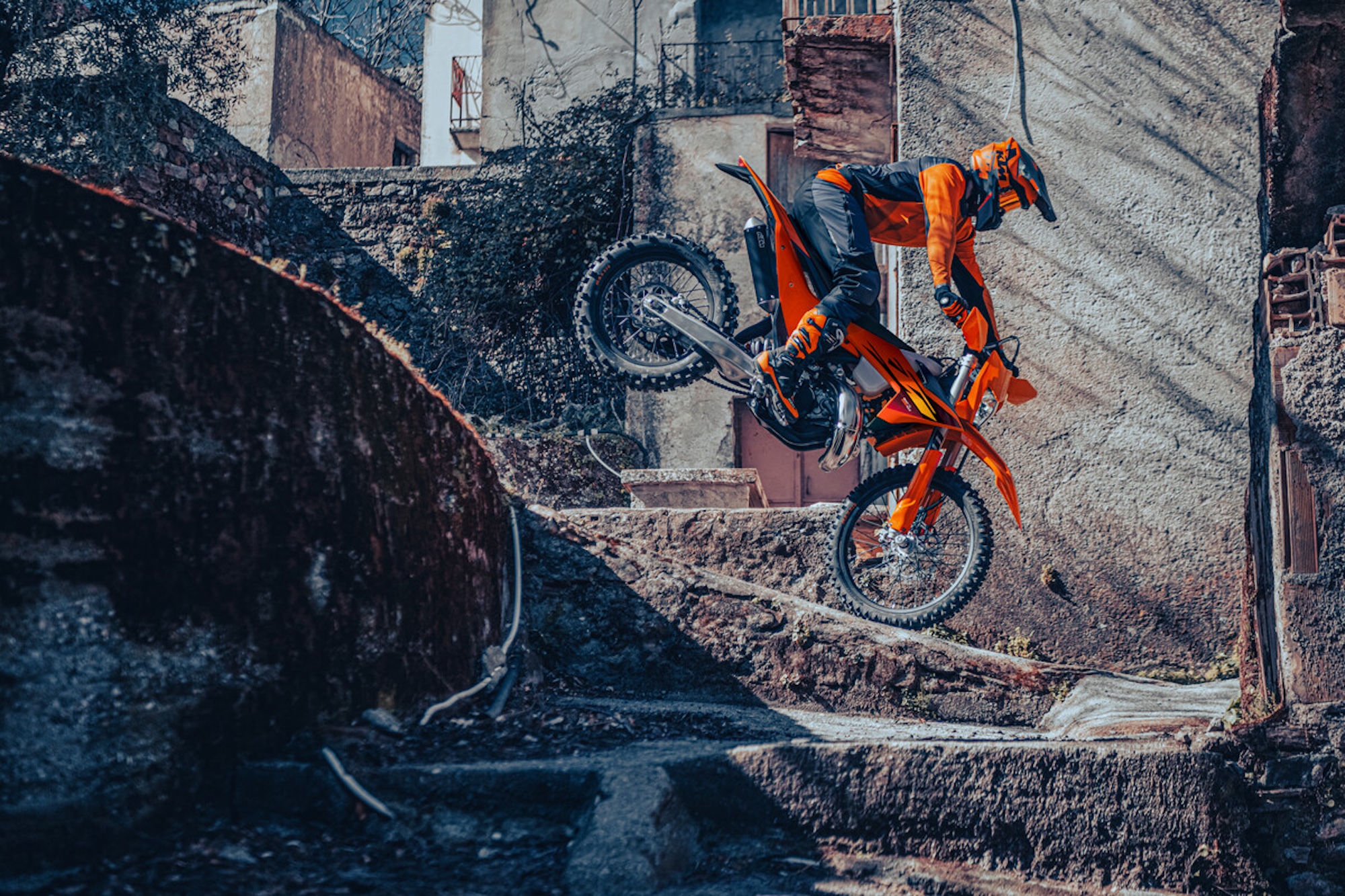 KTM's enduro lineup. Media sourced from KTM. 