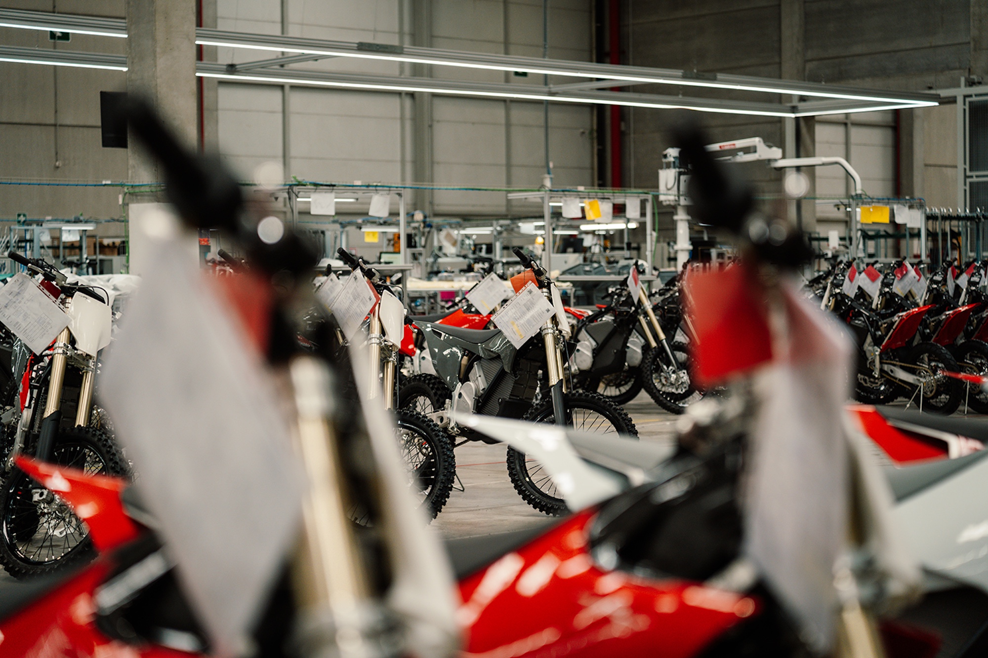 A lineup of Stark Future electric motocross machines getting ready to find a new owner. Media sourced from Stark Future.