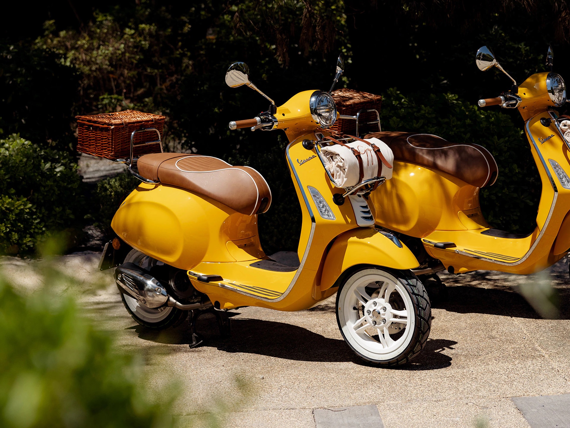A view of the all-new Vespa X Gigi Primavera 125. Media sourced from Vespa.